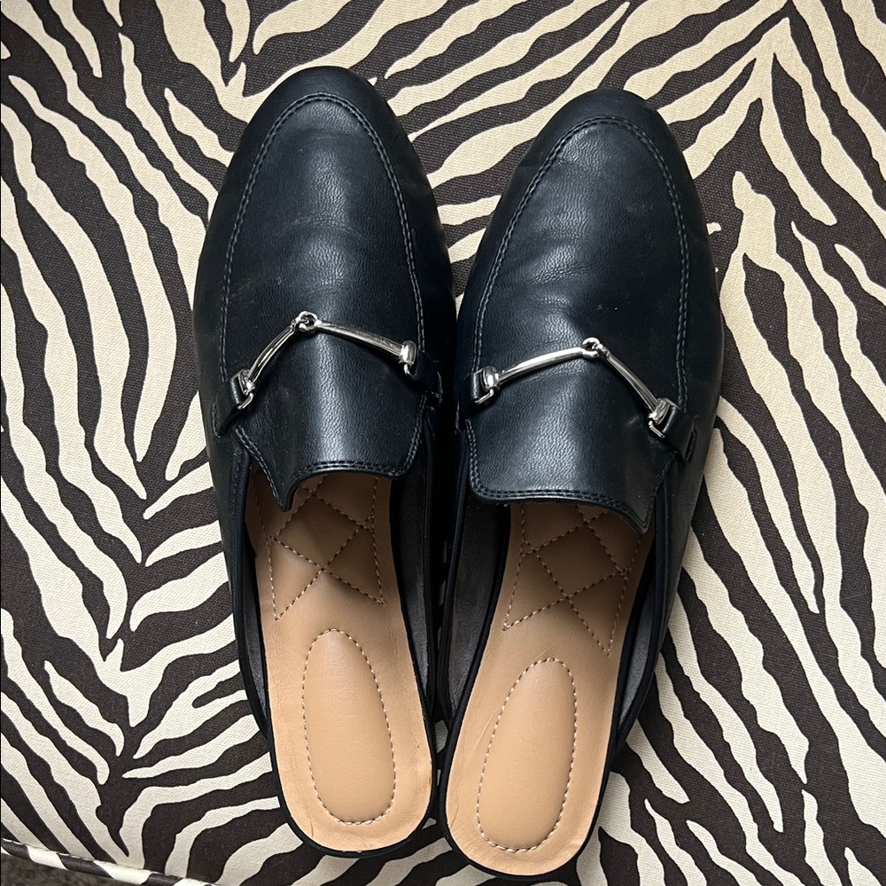 Rachel Zoe Black slide loafer with Silver Detail